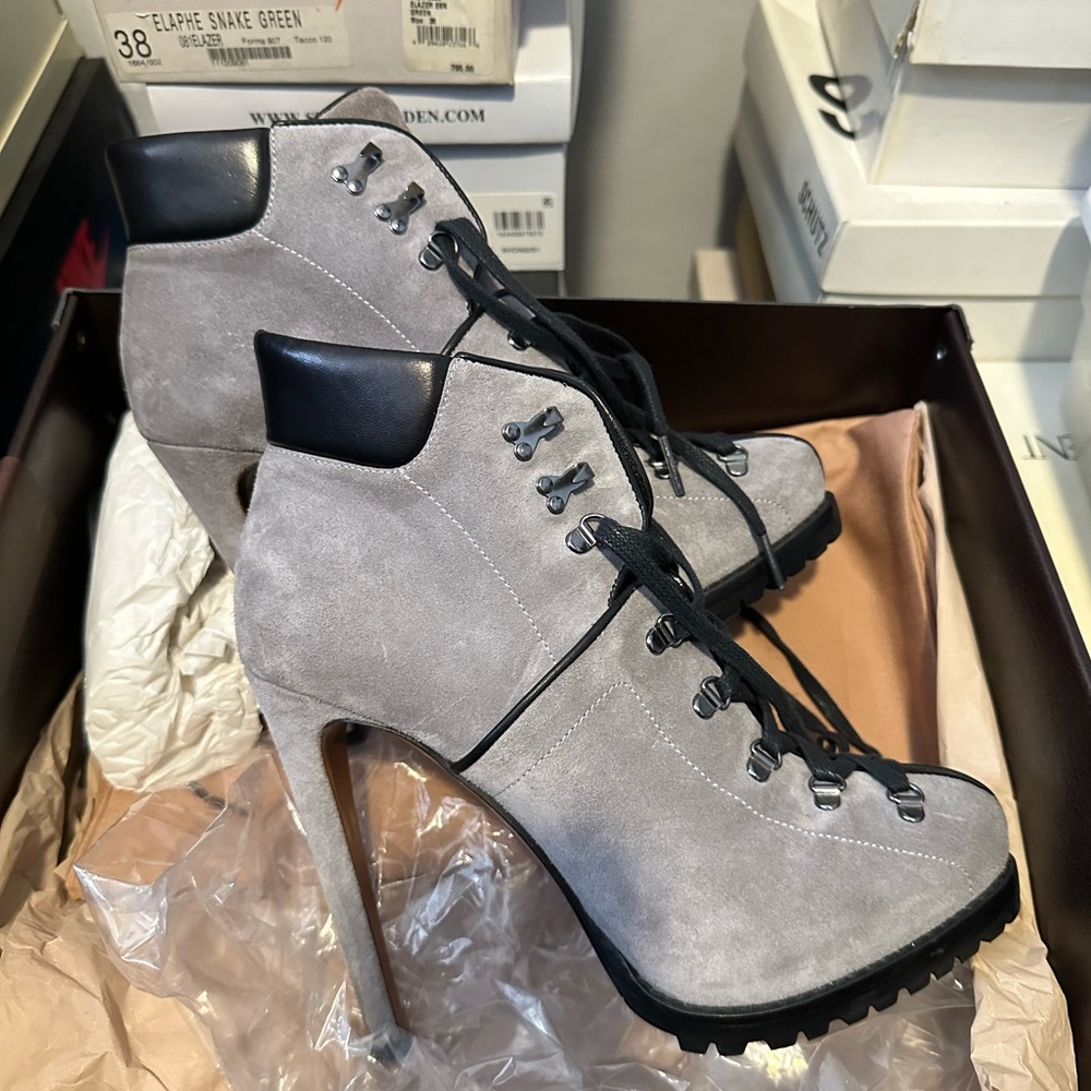 Alaïa platform booties 9.5